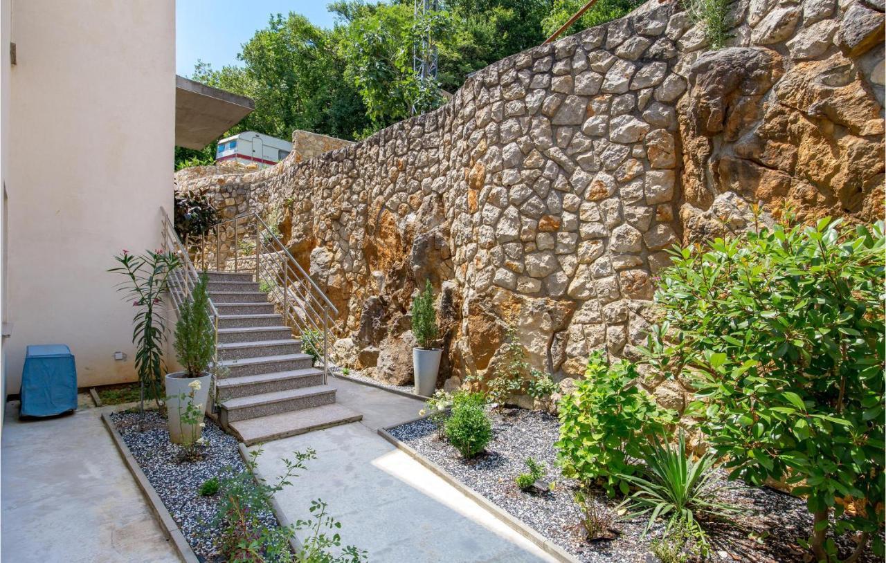 1 Bedroom Gorgeous Apartment In Moscenicka Draga Exterior photo