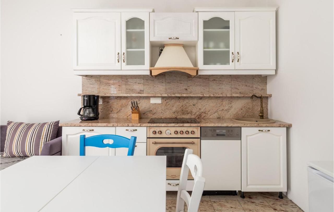 1 Bedroom Gorgeous Apartment In Moscenicka Draga Exterior photo