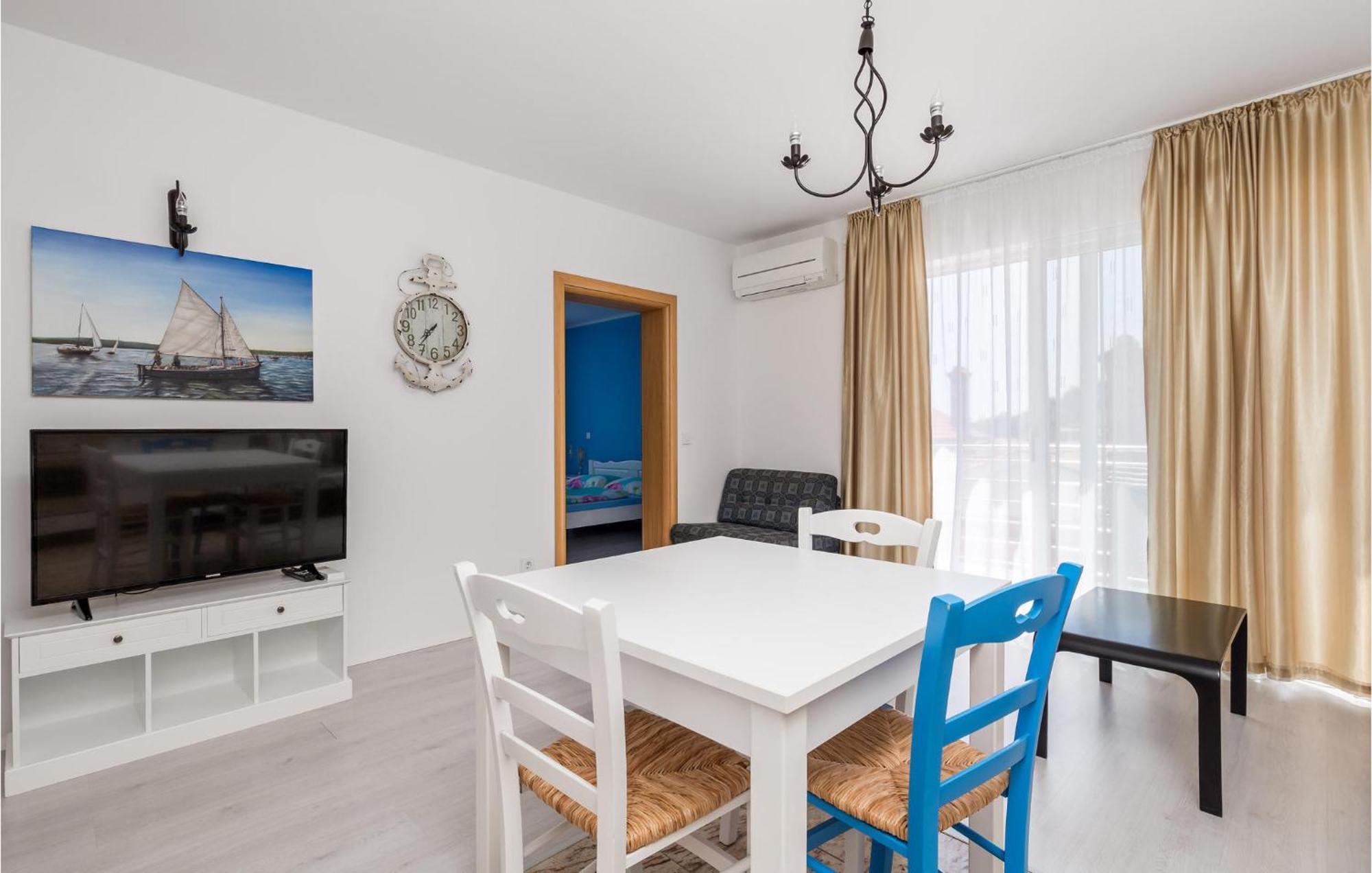 1 Bedroom Gorgeous Apartment In Moscenicka Draga Exterior photo